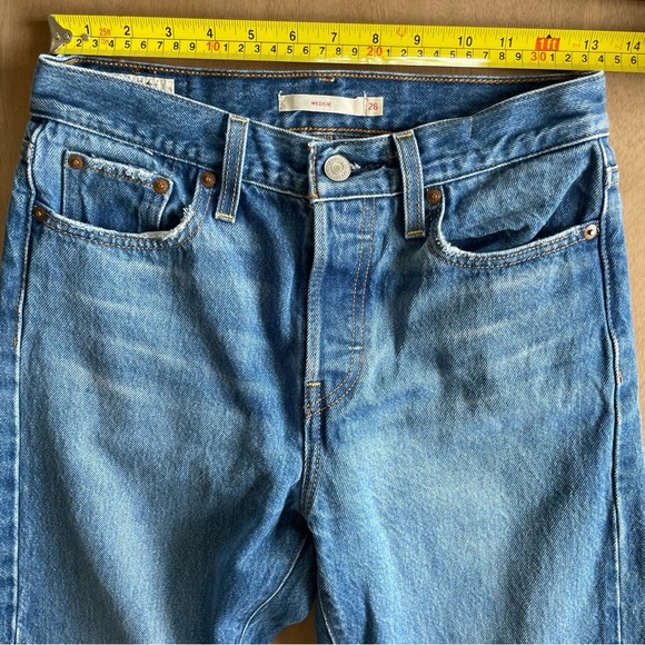 Levi’s Button Fly Wedgie Jeans - Picture 7 of 8